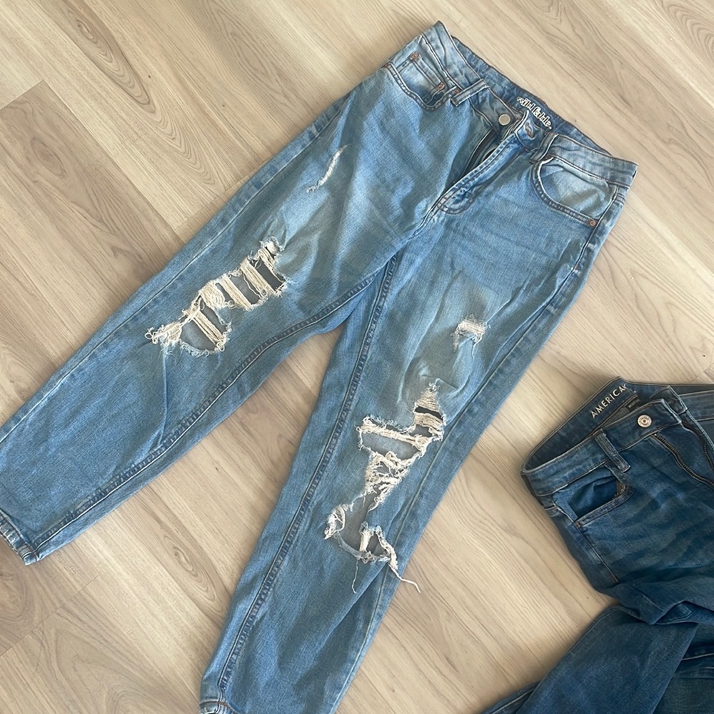 Light wash jeans